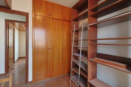 Apartamento à venda com 80m², 3 quartos e 1 vagaQuarto 2
