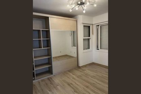 Apartamento à venda com 2 quartos, 66m² em Santo Antônio, Porto Alegre