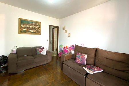 Casa à venda com 320m², 4 quartos e 4 vagasSala