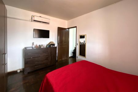 Casa à venda com 320m², 4 quartos e 4 vagasQuarto 1