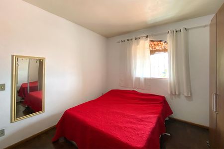 Casa à venda com 320m², 4 quartos e 4 vagasQuarto 1