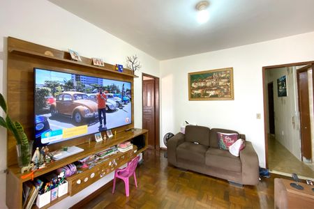 Sala de casa à venda com 3 quartos, 180m² em Paraíso, Belo Horizonte