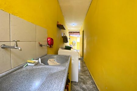 Casa à venda com 320m², 4 quartos e 4 vagasÁrea de Serviço