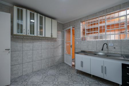 Casa para alugar com 83m², 3 quartos e 2 vagasCozinha