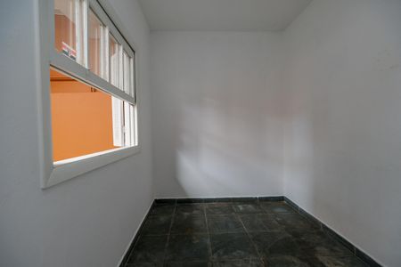 Casa para alugar com 83m², 3 quartos e 2 vagasEdicula