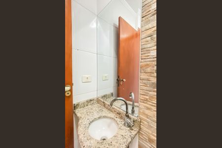 Casa de condomínio para alugar com 160m², 2 quartos e 3 vagasBanheiro