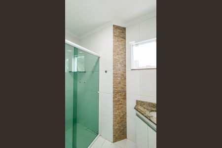 Casa de condomínio para alugar com 160m², 2 quartos e 3 vagasBanheiro da Suíte