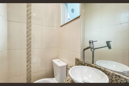 Casa de condomínio para alugar com 160m², 2 quartos e 3 vagasLavabo