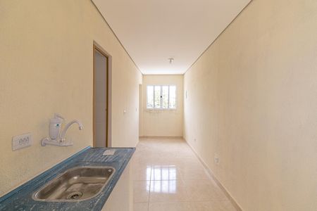 Sala e Cozinha de casa para alugar com 1 quarto, 30m² em Parque Cisper, São Paulo