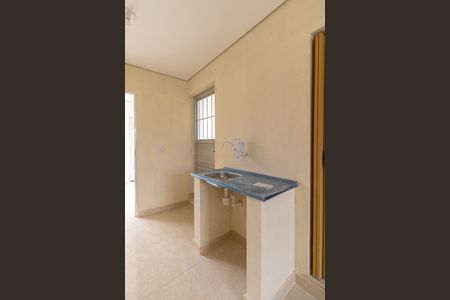 Casa para alugar com 30m², 1 quarto e sem vagaSala e Cozinha