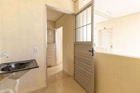 Casa para alugar com 30m², 1 quarto e sem vagaÁrea de Serviço