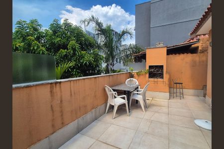 Casa à venda com 167m², 4 quartos e 2 vagasTerraço 