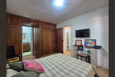 Casa à venda com 167m², 4 quartos e 2 vagasQuarto 4