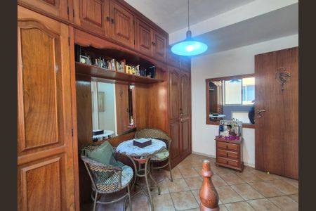 Casa à venda com 167m², 4 quartos e 2 vagasQuarto 3