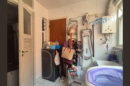 Casa à venda com 167m², 4 quartos e 2 vagasÁrea de Serviço 