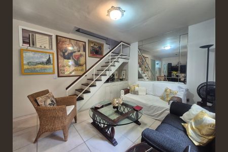 Sala  de casa à venda com 4 quartos, 167m² em Recreio dos Bandeirantes, Rio de Janeiro