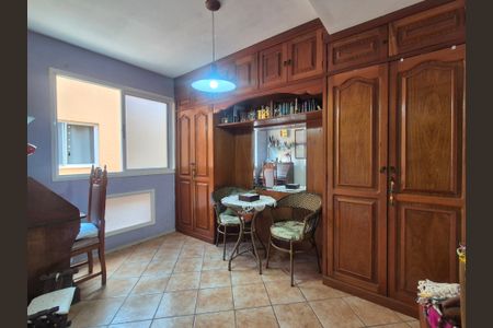 Casa à venda com 167m², 4 quartos e 2 vagasQuarto 3