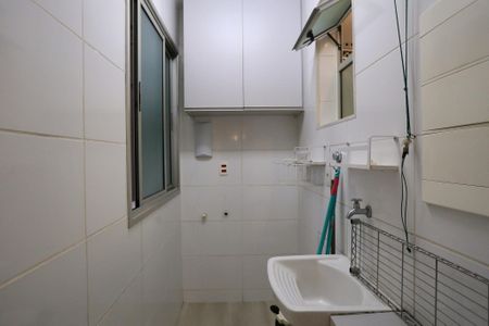Apartamento à venda com 65m², 2 quartos e 1 vaga Apartamento à venda com 65m², 2 quartos e 1 vagaÁrea de Serviço