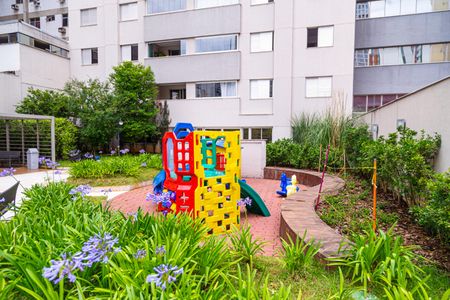 Apartamento à venda com 65m², 2 quartos e 1 vaga Apartamento à venda com 65m², 2 quartos e 1 vagaÁrea comum - Playground