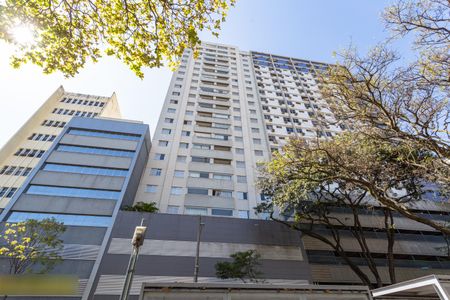 Apartamento à venda com 65m², 2 quartos e 1 vaga Apartamento à venda com 65m², 2 quartos e 1 vagaFachada