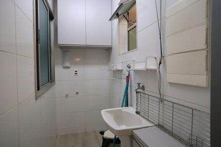 Apartamento à venda com 65m², 2 quartos e 1 vaga Apartamento à venda com 65m², 2 quartos e 1 vagaÁrea de Serviço