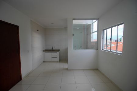 Apartamento para alugar com 52m², 2 quartos e sem vagaSala/Cozinha