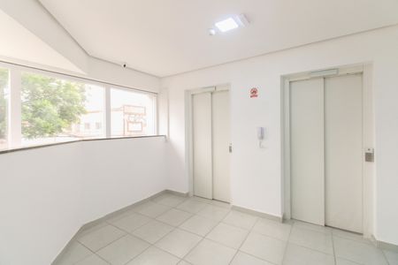 Studio à venda com 29m², 1 quarto e sem vagaCondomínio 