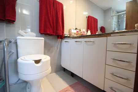 Apartamento à venda com 88m², 3 quartos e 1 vagaBanheiro da suíte