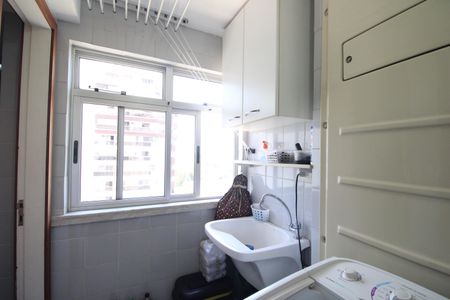 Apartamento à venda com 88m², 3 quartos e 1 vagaÁrea de serviço