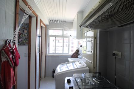 Apartamento à venda com 88m², 3 quartos e 1 vagaÁrea de serviço