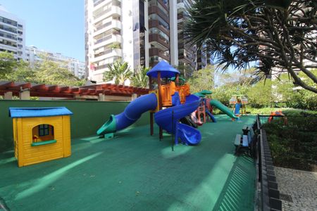 Apartamento à venda com 88m², 3 quartos e 1 vagaÁrea comum - Playground