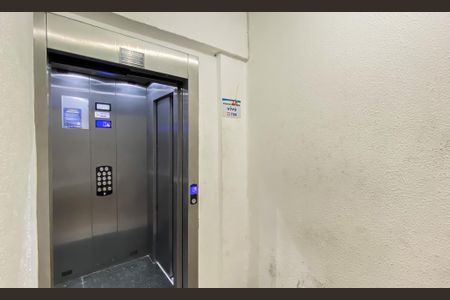 Apartamento para alugar com 48m², 2 quartos e sem vagaElevador