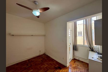 Apartamento à venda com 102m², 3 quartos e 1 vagaSuíte