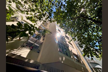 Apartamento à venda com 102m², 3 quartos e 1 vagaFachada