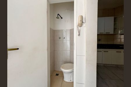 Apartamento à venda com 102m², 3 quartos e 1 vagaÁrea de serviço - banheiro