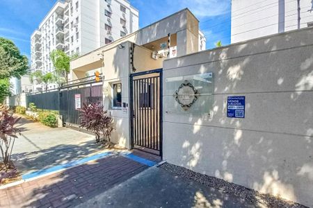 Apartamento à venda com 64m², 3 quartos e 1 vagaFachada do Condomínio