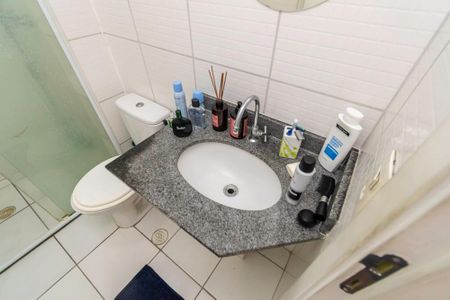Apartamento à venda com 64m², 3 quartos e 1 vagaBanheiro Social