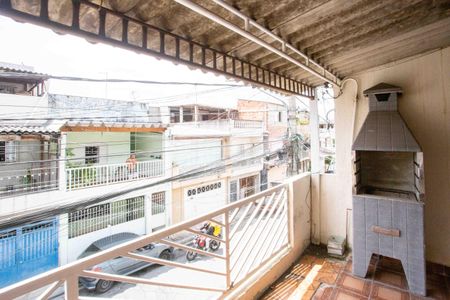 Casa à venda com 80m², 3 quartos e 2 vagasVaranda