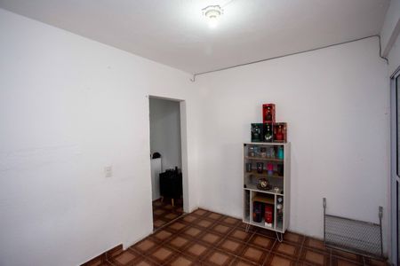 Casa à venda com 80m², 3 quartos e 2 vagasQuarto 2