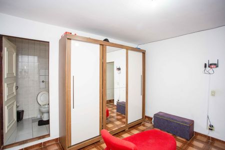 Casa à venda com 80m², 3 quartos e 2 vagasQuarto Suíte