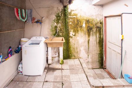 Casa à venda com 80m², 3 quartos e 2 vagasÁrea de Serviço