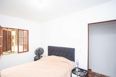 Casa à venda com 80m², 3 quartos e 2 vagasQuarto 3