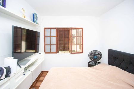 Casa à venda com 80m², 3 quartos e 2 vagasQuarto 3