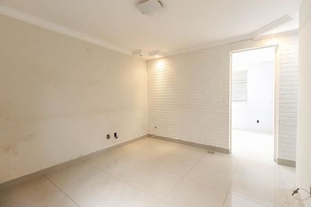 Sala de apartamento para alugar com 2 quartos, 55m² em Jardim Lajeado, São Paulo