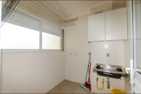 Apartamento para alugar com 120m², 4 quartos e 3 vagasÁrea de Serviço