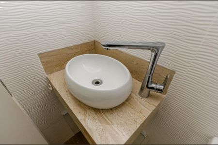 Apartamento para alugar com 120m², 4 quartos e 3 vagasLavabo