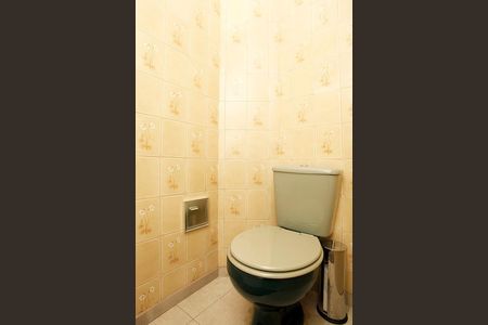 Casa à venda com 208m², 3 quartos e 4 vagasBanheiro 2