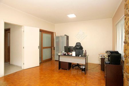 Casa à venda com 208m², 3 quartos e 4 vagasSala 1