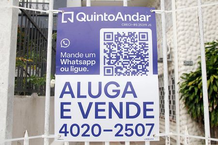 Casa à venda com 208m², 3 quartos e 4 vagasPlaquinha