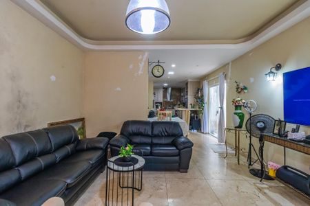 Casa para alugar com 3 quartos, 230m² em Jardim Florida, Barueri